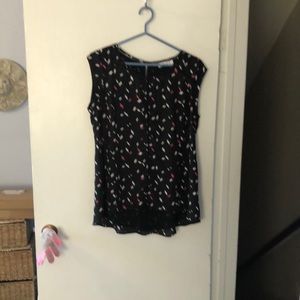 Cute lined summer top